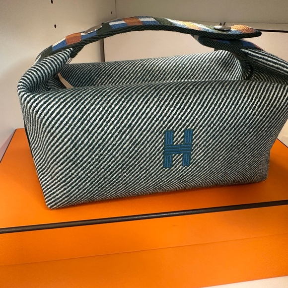 Brand New Hermes Bride-a-Brac au Carre case, small model Vert Forêt - Picture 9 of 13